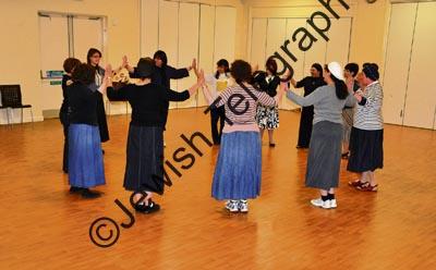 Simcha Dancing (13)